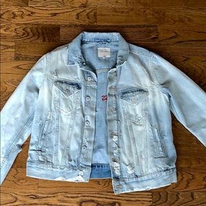 Women’s Zara denim jacket - Size L